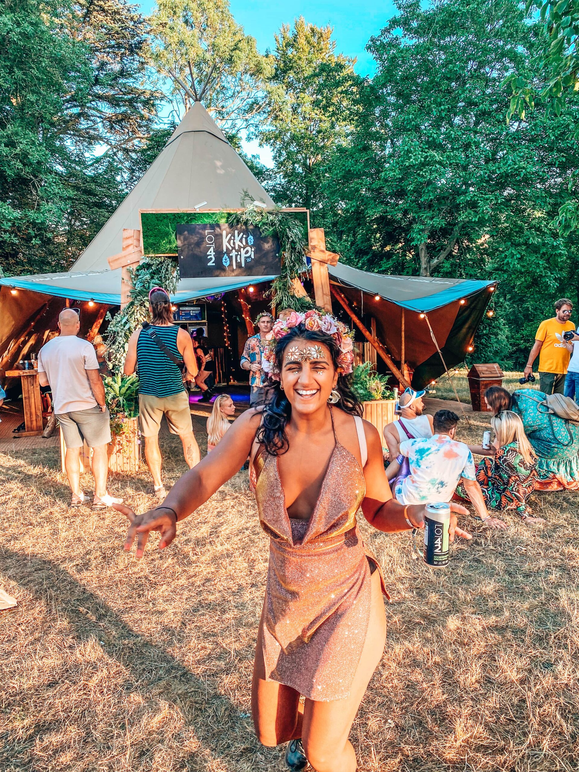 solo female travel festival safety tips, how to stay safe at music festivals